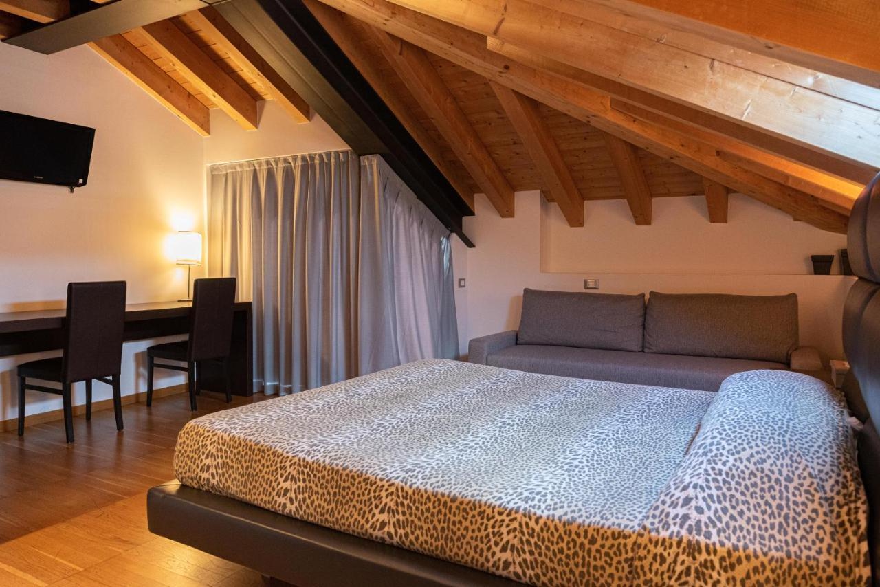Ex-L Hotell Fiume Veneto Exteriör bild